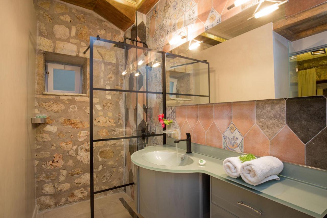Stone Suites At Lefkada'S Old Port Экстерьер фото